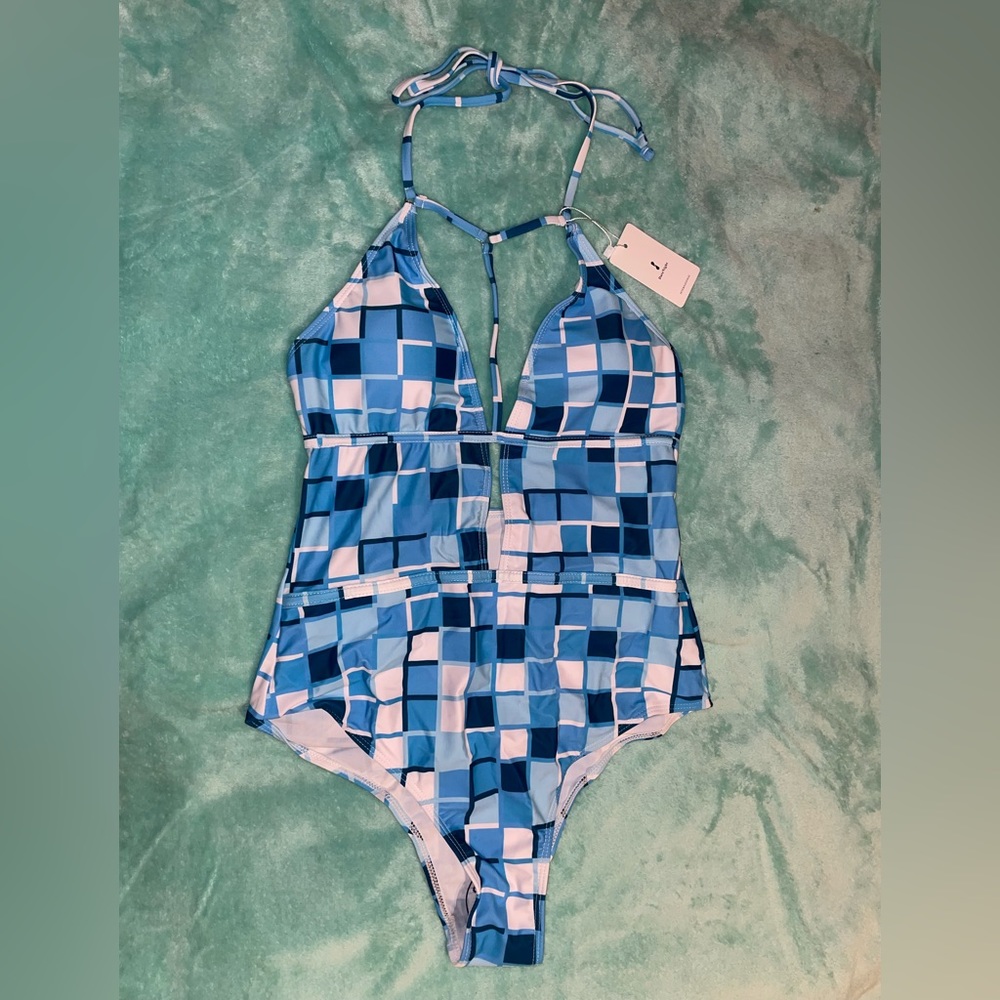 Date Night Women’s Swimsuit Size L (US 8)